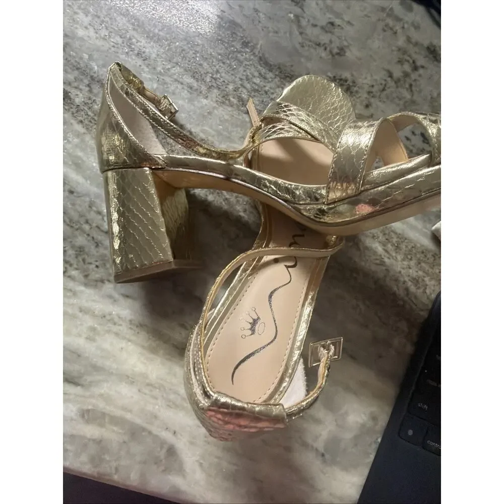 NINA WOMENS GOLD PATENT PLATFORM HEELs SIZE 7 (SRS2)